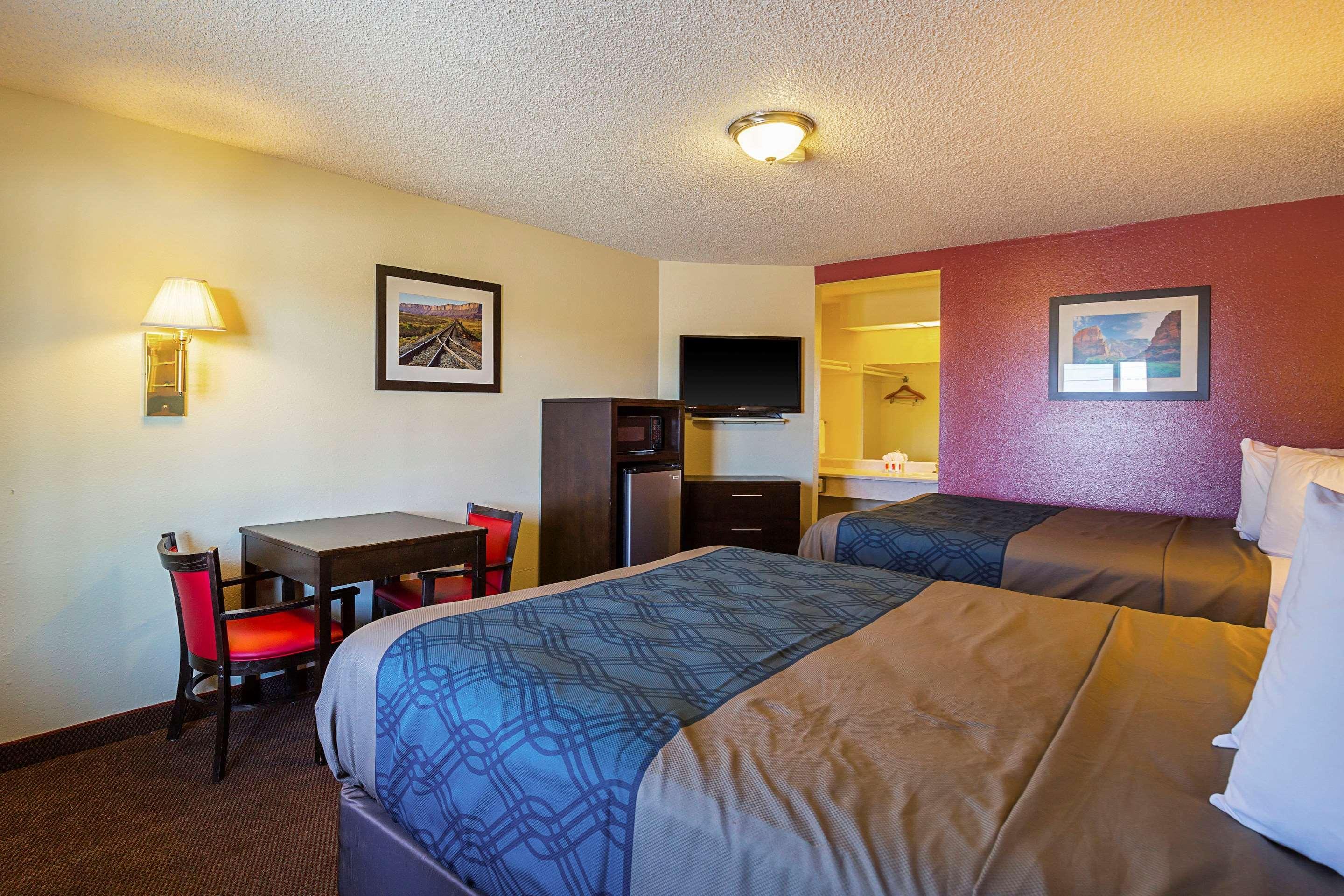 Econo Lodge Hurricane Zion Park Area Eksteriør bilde