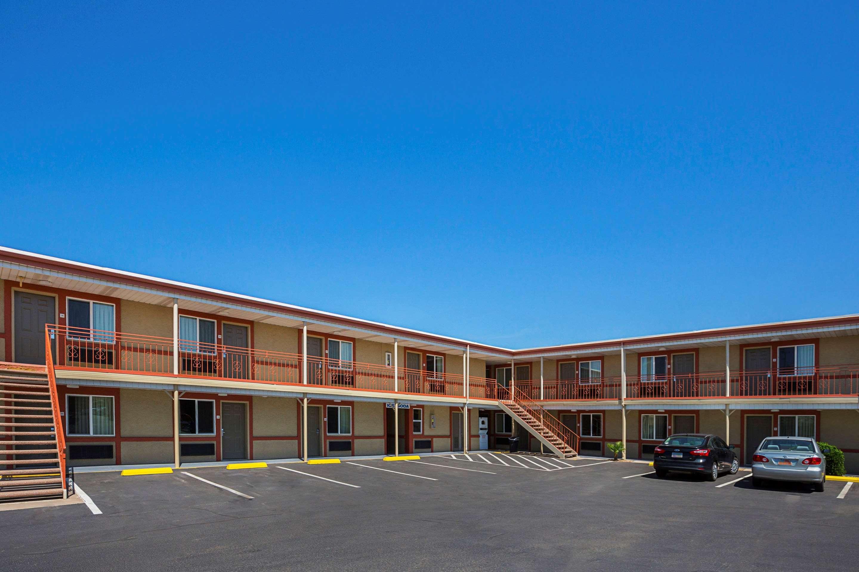 Econo Lodge Hurricane Zion Park Area Eksteriør bilde