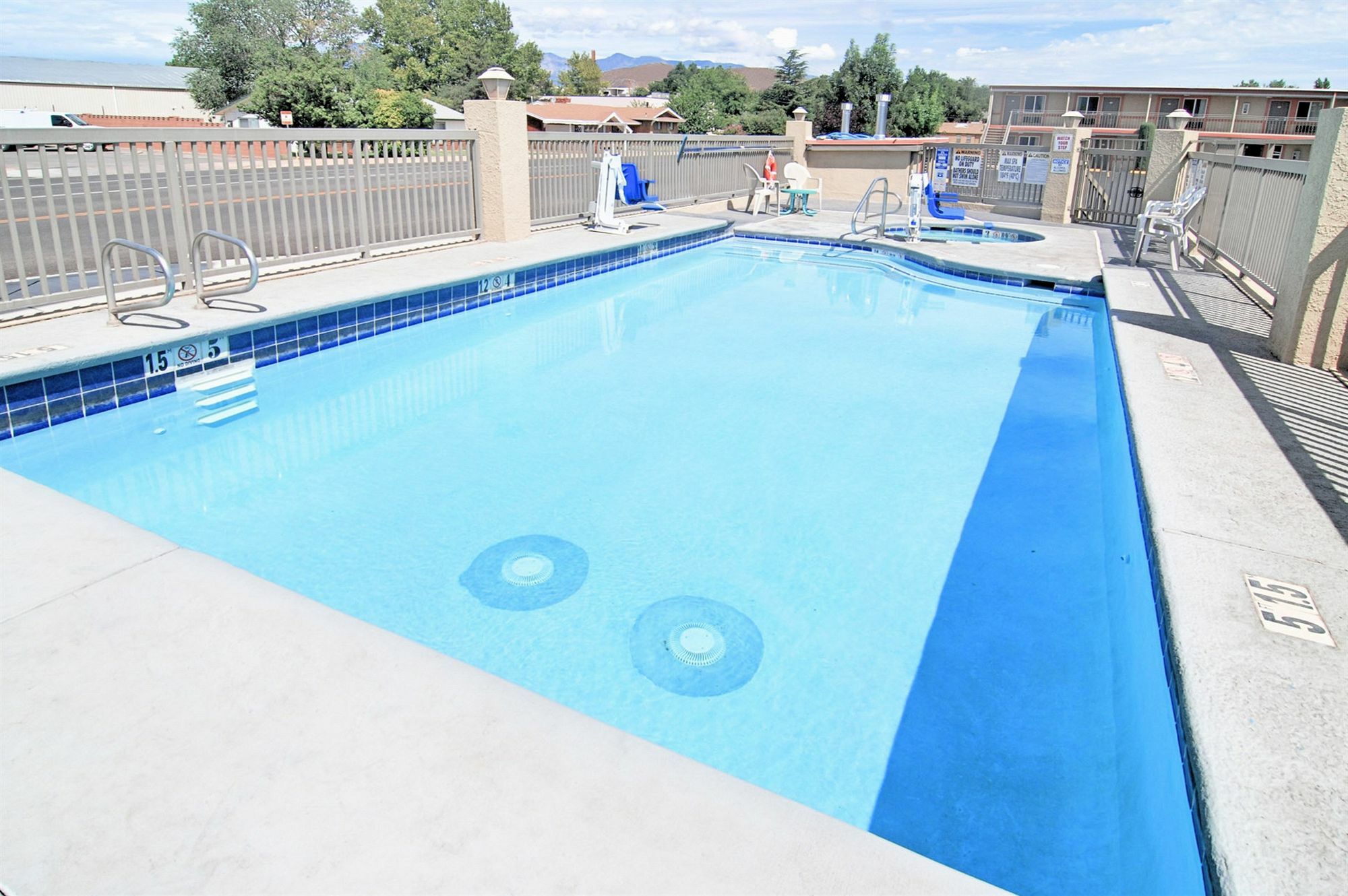 Econo Lodge Hurricane Zion Park Area Eksteriør bilde